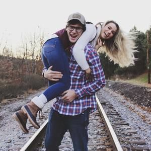 Meet your Posher, Abbey